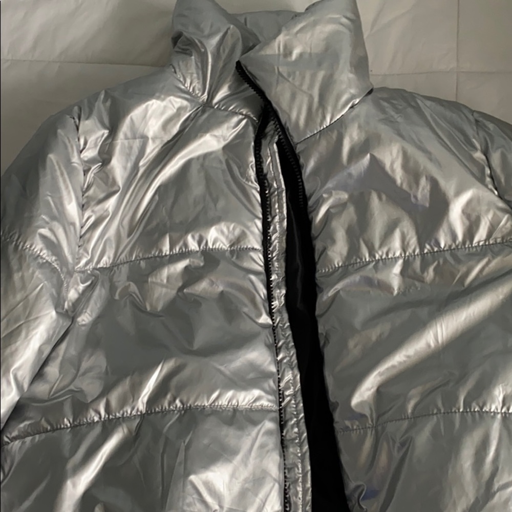 Very warm cropped jacket (runs large)